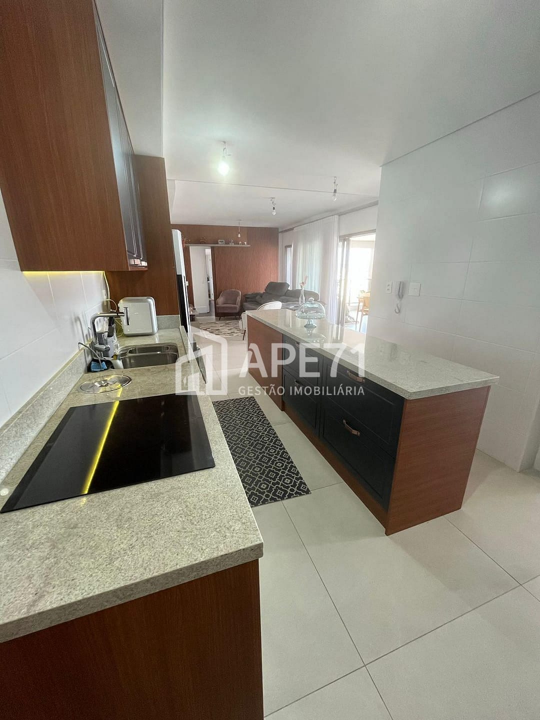 Apartamento à venda com 3 quartos, 131m² - Foto 21