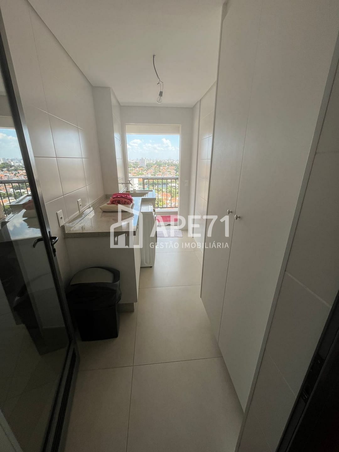 Apartamento à venda com 3 quartos, 131m² - Foto 22