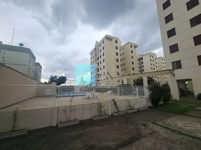 Apartamento 2 quartos e 1 banheiro, à venda, no bairro Conjunto Residencial Trinta e Um de Março em São José dos Campos