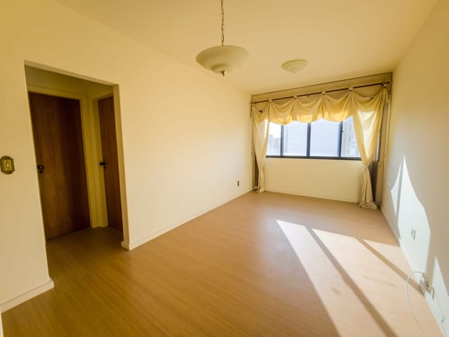 Apartamento com 74m² 1 quarto e 1 banheiro, à venda, no bairro Centro em Pelotas