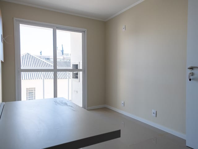 Apartamento 1 quarto e 1 banheiro, à venda ou para alugar, no bairro Centro em Pelotas