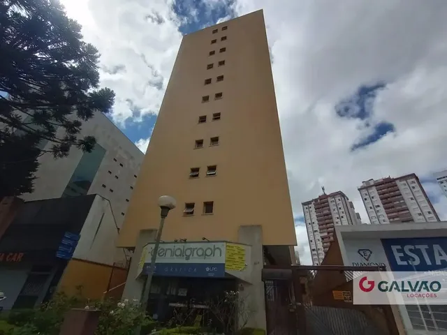 Apartamento 1 quarto e 1 banheiro, para alugar, no bairro Centro Cívico em Curitiba