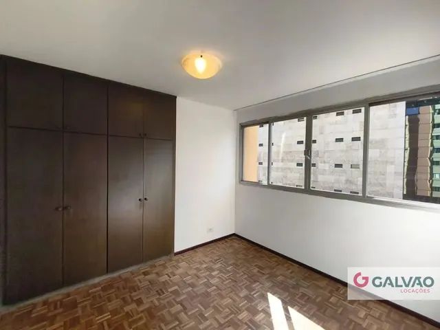 Apartamento 1 quarto e 1 banheiro, para alugar, no bairro Centro Cívico em Curitiba