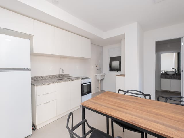 Apartamento com 63m² 2 quartos e 1 banheiro, para alugar, no bairro São Gonçalo em Pelotas