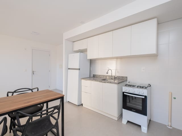 Apartamento com 63m² 2 quartos e 1 banheiro, para alugar, no bairro São Gonçalo em Pelotas