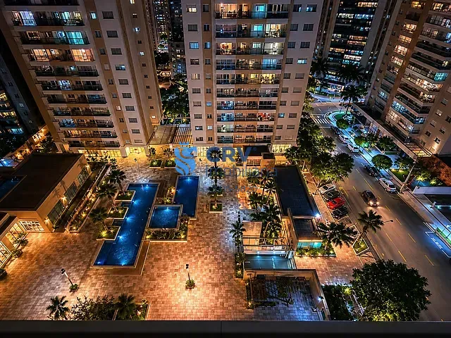 Apartamento 2 quartos e 2 banheiros, à venda, no bairro Gleba Fazenda Palhano em Londrina