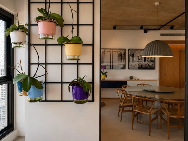 Apartamento com 250m² 4 quartos e 5 banheiros, à venda ou para alugar, no bairro Moema em São Paulo