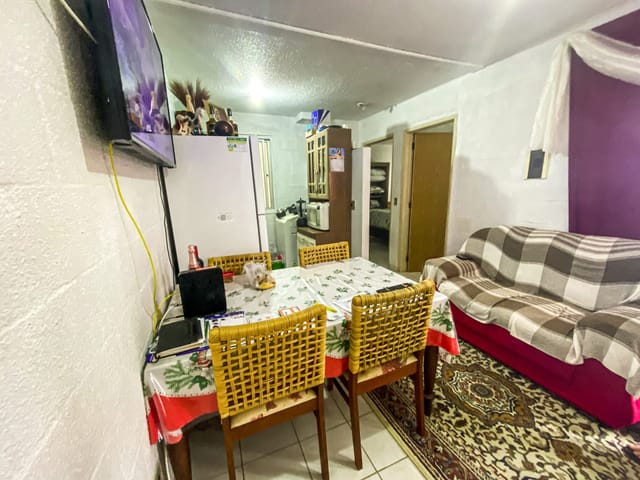 Apartamento com 44m² 2 quartos e 1 banheiro, à venda, no bairro Três Vendas em Pelotas