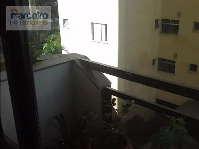 Apartamento com 98m² 3 quartos e 1 banheiro, à venda, no bairro Vila Regente Feijó em São Paulo