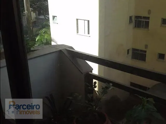 Apartamento com 98m² 3 quartos e 1 banheiro, à venda, no bairro Vila Regente Feijó em São Paulo