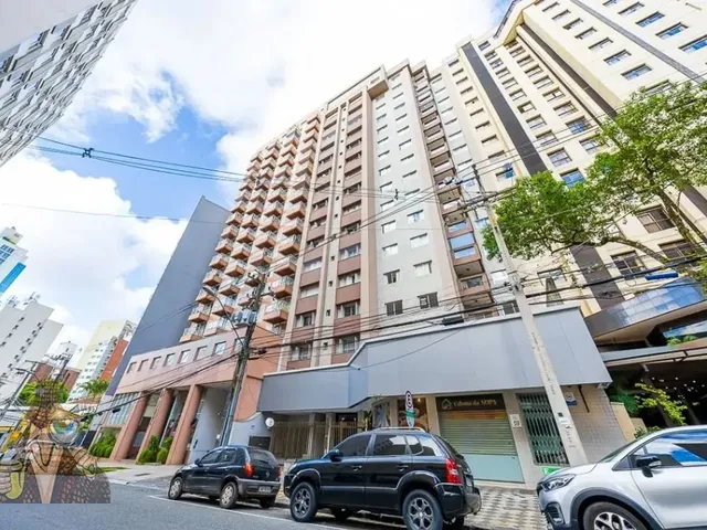 Apartamento 3 quartos e 2 banheiros, à venda, no bairro Centro em Curitiba