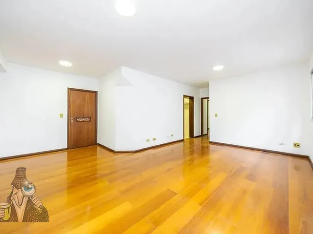 Apartamento 3 quartos e 2 banheiros, à venda, no bairro Centro em Curitiba
