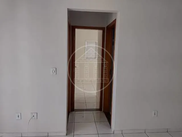 Apartamento 2 quartos e 1 banheiro, para alugar, no bairro Jardim Beatriz em São Paulo