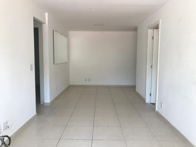 Apartamento 2 quartos e 2 banheiros, à venda, no bairro Corrêas em Petrópolis