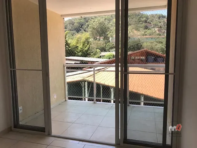 Apartamento 2 quartos e 2 banheiros, à venda, no bairro Corrêas em Petrópolis