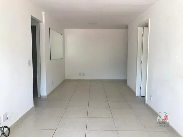Apartamento 2 quartos e 2 banheiros, à venda, no bairro Corrêas em Petrópolis