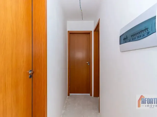 Apartamento 2 quartos e 1 banheiro, à venda, no bairro Atuba em Curitiba