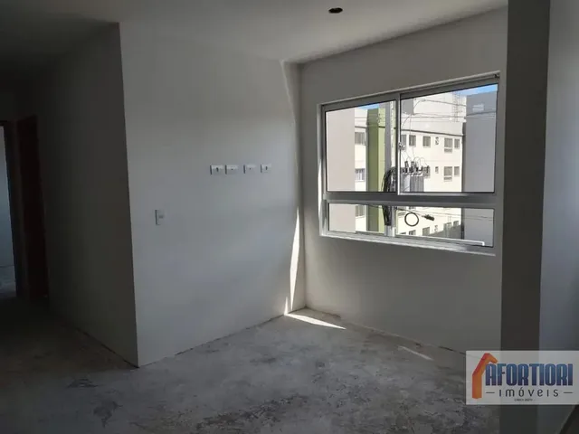 Apartamento 2 quartos e 1 banheiro, à venda, no bairro Atuba em Curitiba