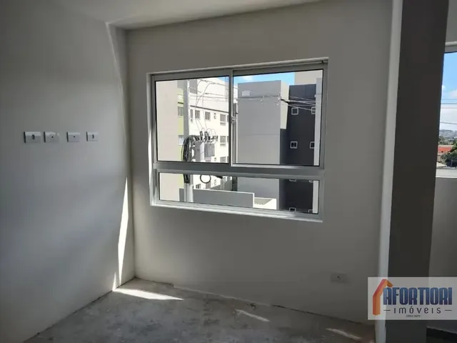 Apartamento 2 quartos e 1 banheiro, à venda, no bairro Atuba em Curitiba