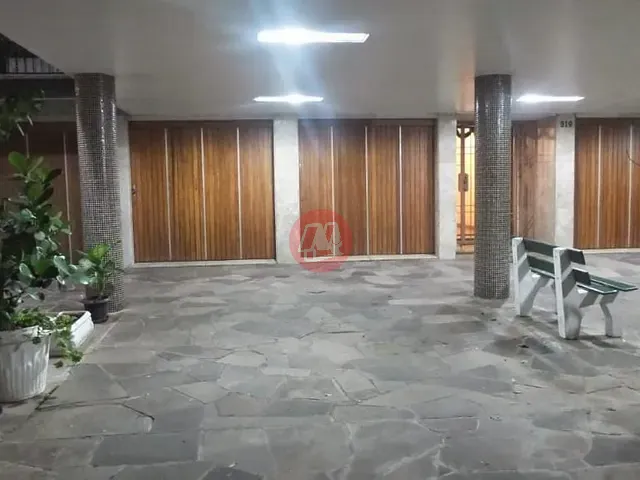 Apartamento com 174m² 3 quartos e 2 banheiros, à venda, no bairro Menino Deus em Porto Alegre