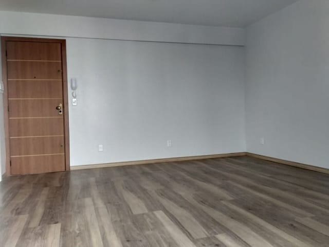 Apartamento com 62m² 1 quarto e 1 banheiro, à venda, no bairro Centro em Pelotas