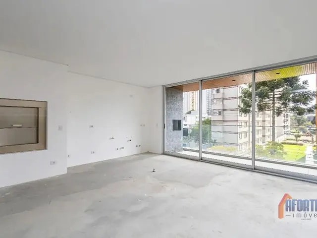Apartamento 2 quartos e 2 banheiros, à venda, no bairro Bigorrilho em Curitiba