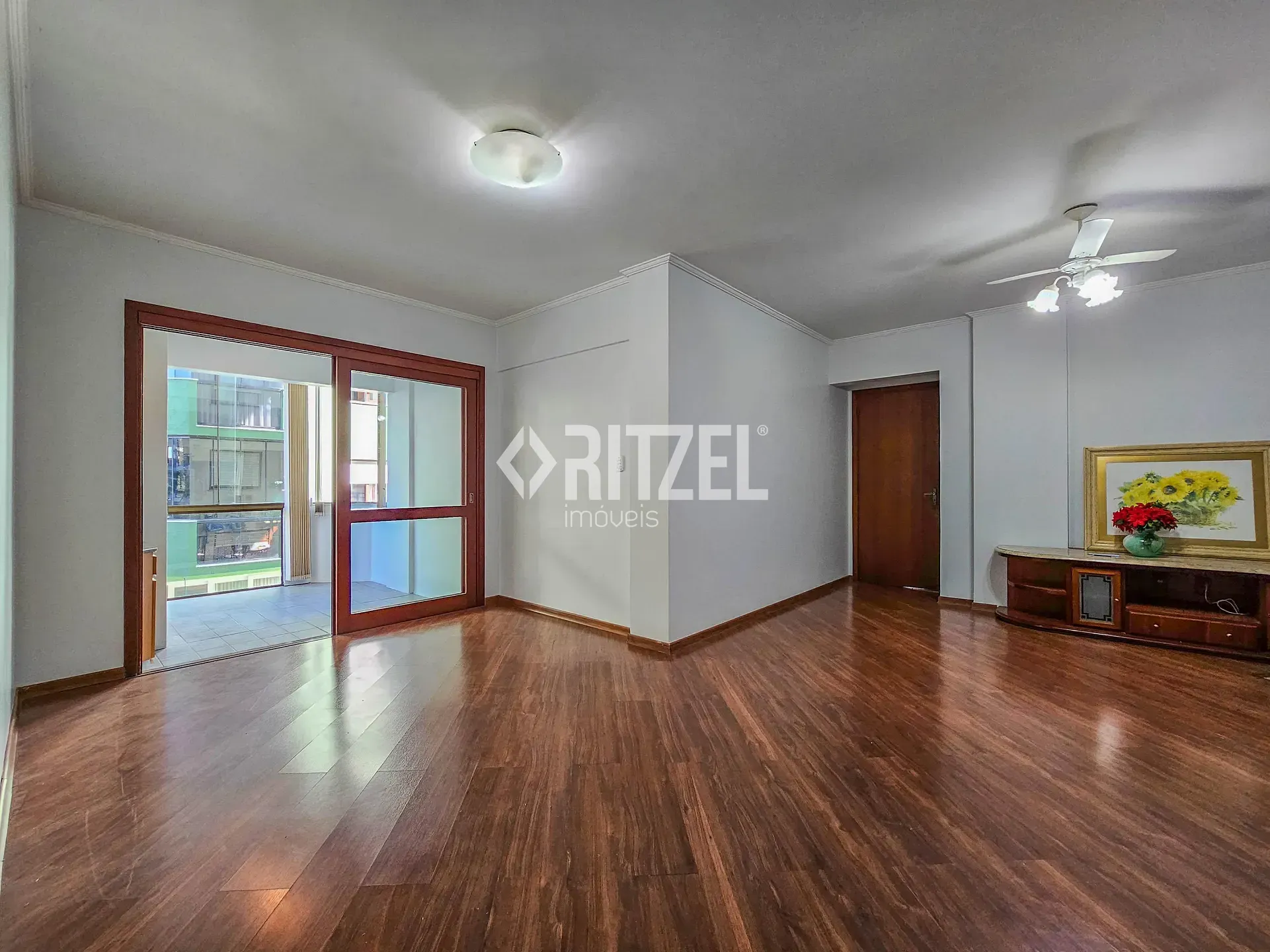 Apartamento, 3 quartos, 140 m² - Foto 1