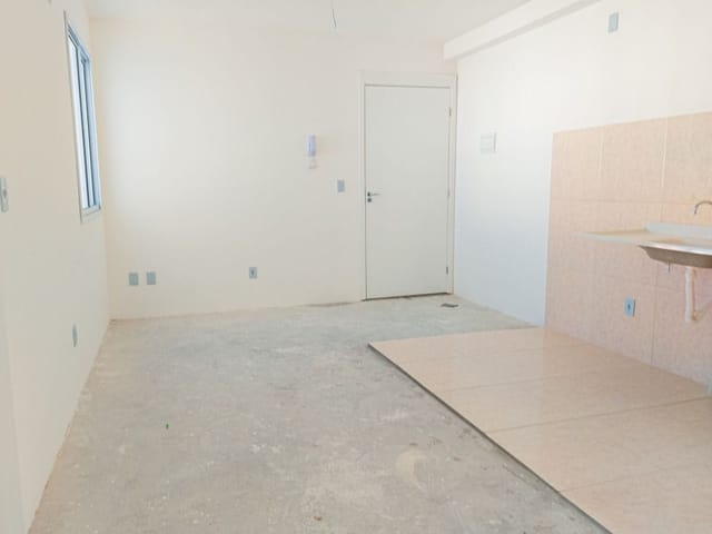 Apartamento 2 quartos e 1 banheiro, à venda, no bairro Três Vendas em Pelotas