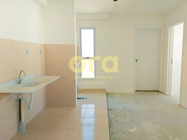 Apartamento 2 quartos e 1 banheiro, à venda, no bairro Três Vendas em Pelotas