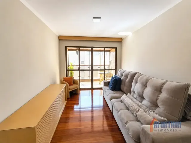 Apartamento 3 quartos e 2 banheiros, para alugar, no bairro Bigorrilho em Curitiba