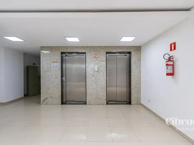 Apartamento 3 quartos e 1 banheiro, à venda, no bairro Centro em Curitiba