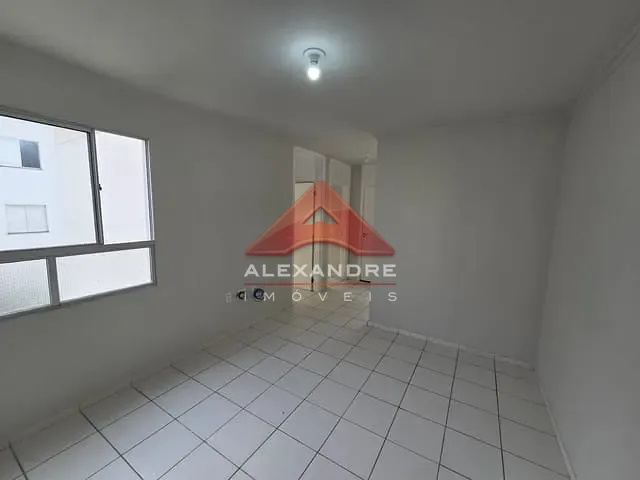Apartamento 2 quartos e 1 banheiro, à venda, no bairro Chácaras Pousada do Vale em São José dos Campos