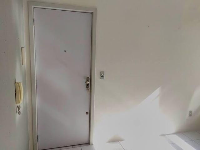 Apartamento 2 quartos e 1 banheiro, à venda, no bairro Três Vendas em Pelotas