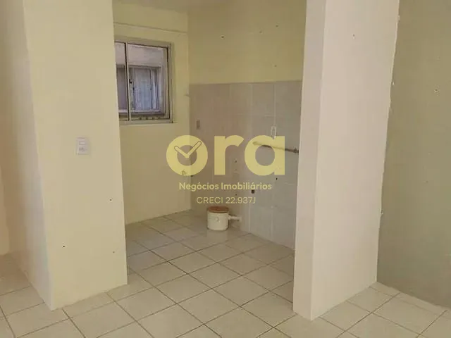 Apartamento 2 quartos e 1 banheiro, à venda, no bairro Três Vendas em Pelotas