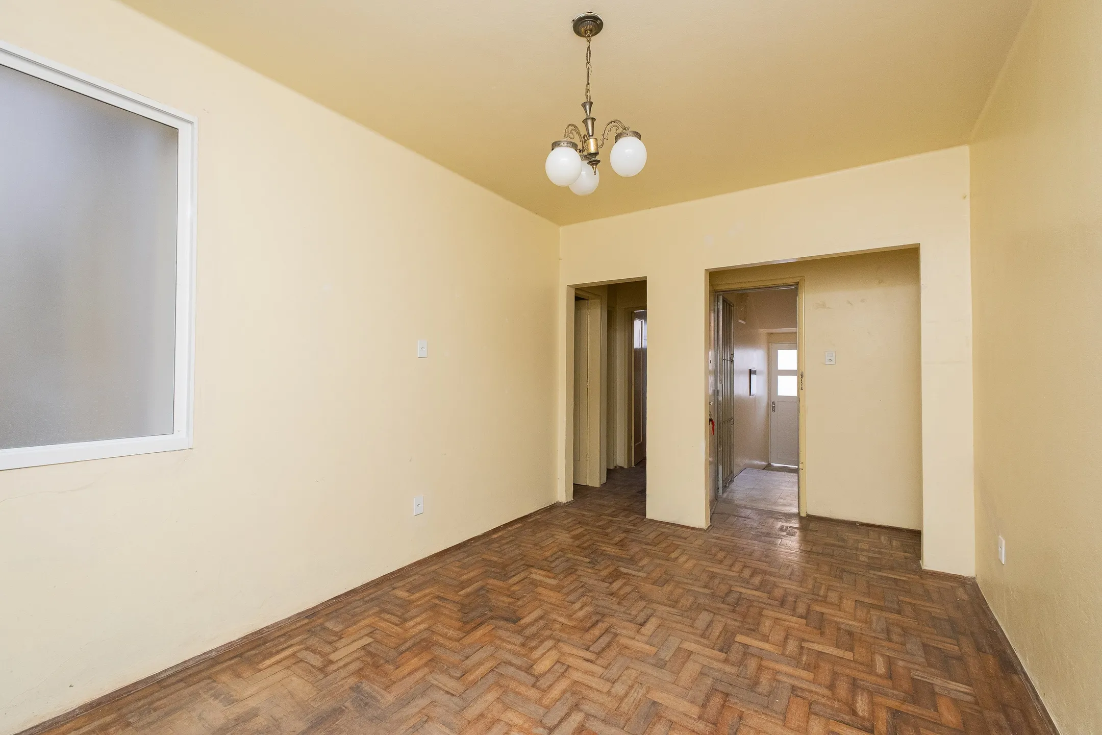 Apartamento 2 quartos no Centro de Pelotas! 60 m², 2 banheiros, a 100m da UCpel, perto de mercado e transporte. 3