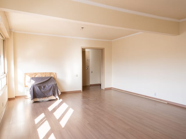 Apartamento 3 quartos e 3 banheiros, à venda, no bairro Centro em Pelotas