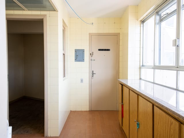 Apartamento 3 quartos e 3 banheiros, à venda, no bairro Centro em Pelotas