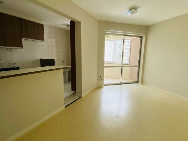 Apartamento com 105m² 3 quartos e 1 banheiro, para alugar, no bairro Gleba Fazenda Palhano em Londrina