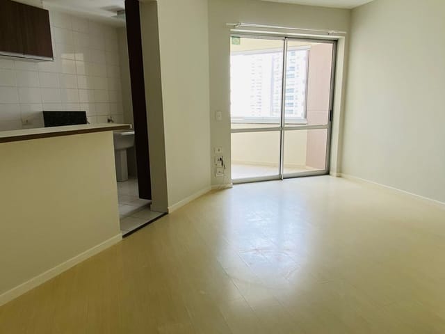 Apartamento com 105m² 3 quartos e 1 banheiro, para alugar, no bairro Gleba Fazenda Palhano em Londrina