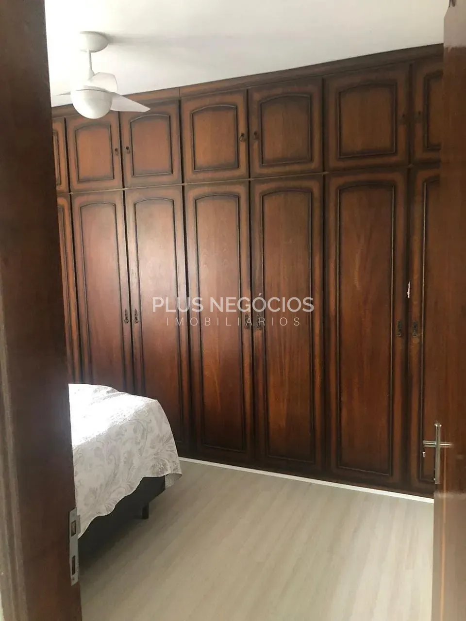Apartamento, 3 quartos, 100 m² - Foto 2