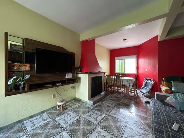 Casa com 168m² 3 quartos e 2 banheiros, à venda, no bairro Centro em Pelotas