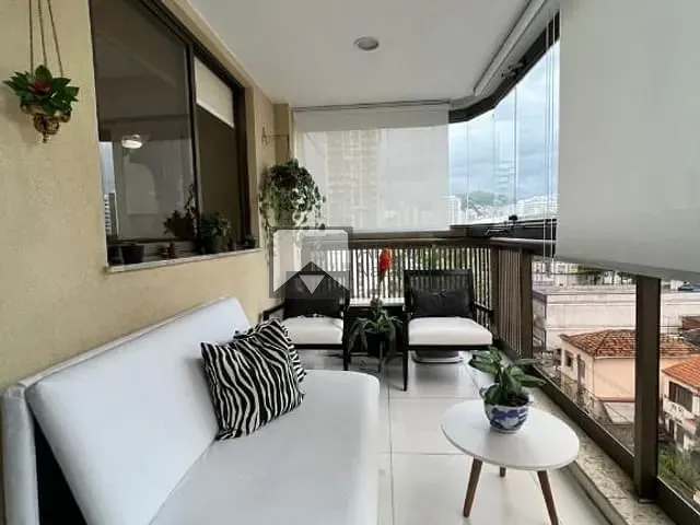 Apartamento com 100m² 2 quartos e 1 banheiro, à venda, no bairro Icaraí em Niterói