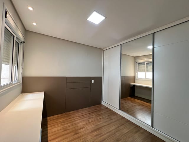 Apartamento 3 quartos e 2 banheiros, à venda, no bairro Gleba Palhano em Londrina
