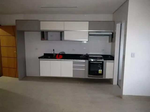 Apartamento 2 quartos e 1 banheiro, para alugar, no bairro Vila Sacadura Cabral em Santo André