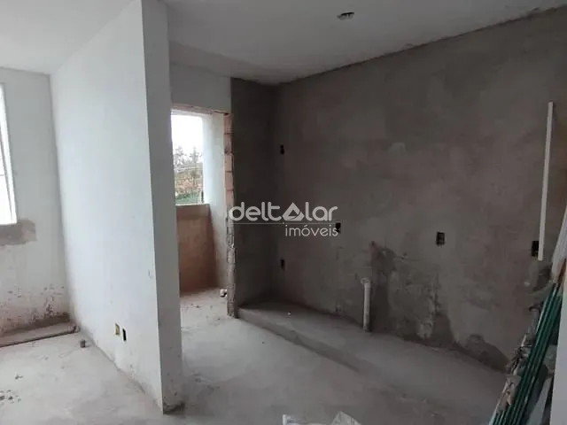 Apartamento com 74m² 3 quartos e 1 banheiro, à venda, no bairro Heliópolis em Belo Horizonte