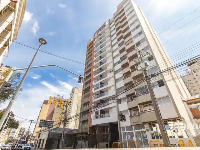 Apartamento 1 quarto e 1 banheiro, para alugar, no bairro Centro em Curitiba