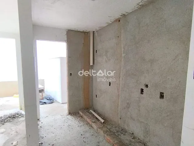 Apartamento com 89m² 2 quartos e 1 banheiro, à venda, no bairro Heliópolis em Belo Horizonte