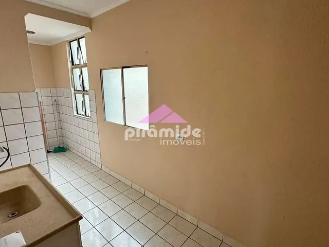 Apartamento com 48m² 2 quartos e 1 banheiro, para alugar, no bairro Parque Industrial em São José Dos Campos