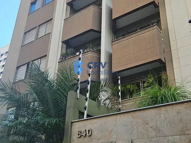 Apartamento 3 quartos e 3 banheiros, à venda, no bairro Centro em Londrina
