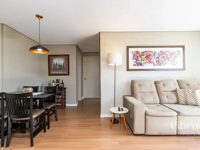 Apartamento 2 quartos e 2 banheiros, para alugar, no bairro Água Verde em Curitiba